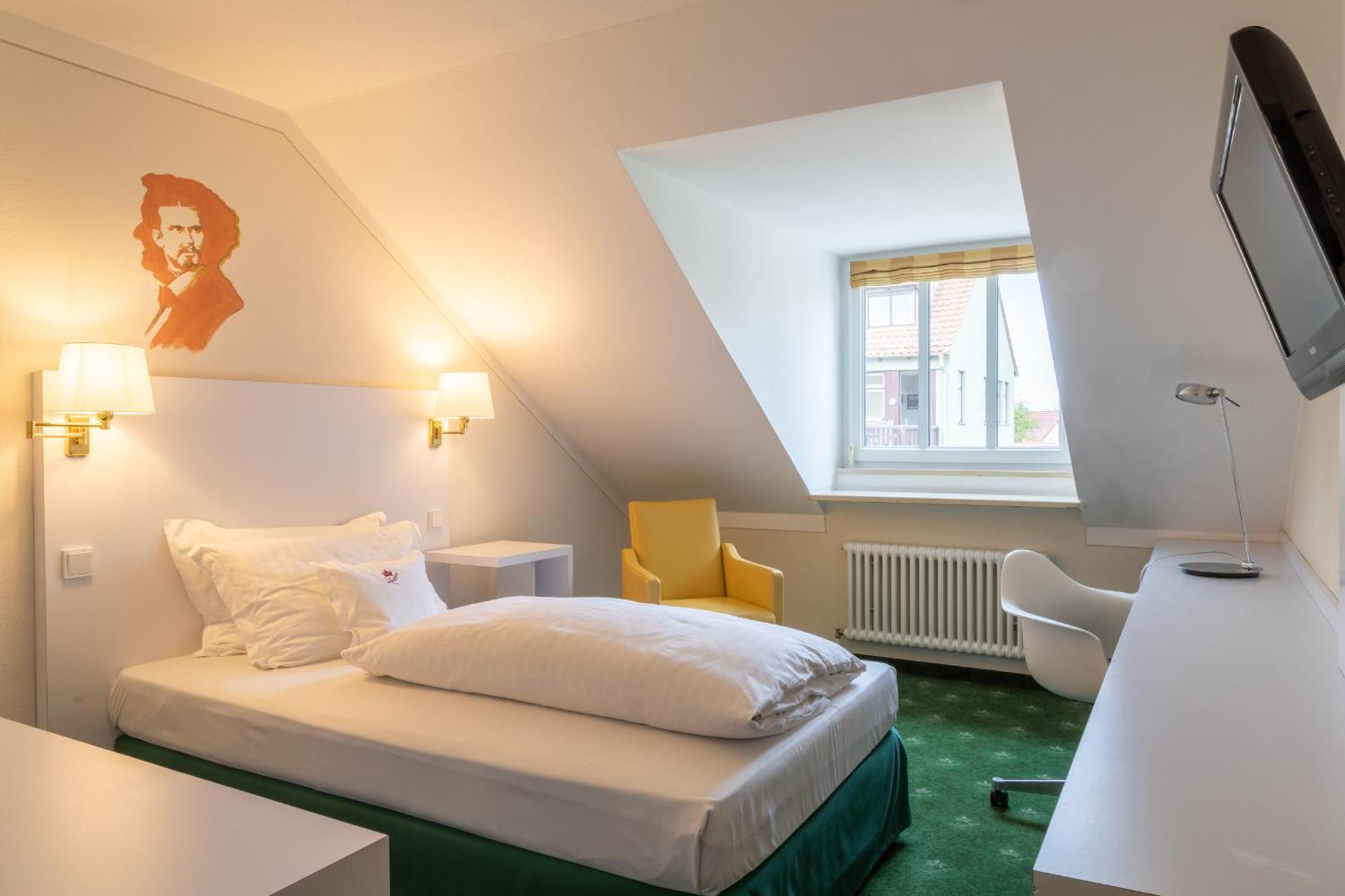 Hotel Koenig Ludwig II Garching bei München Exterior foto